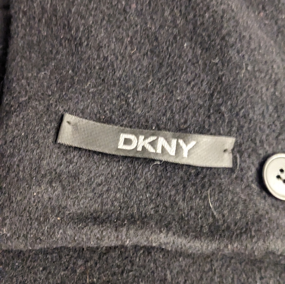 Coat - Picture 2 of 3